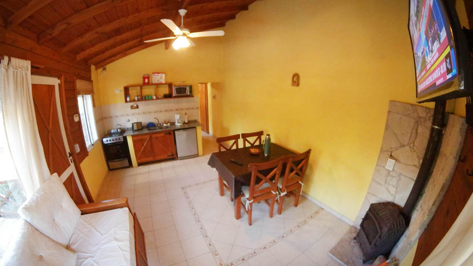 Cabaña 1 - Cabañas Erika :: Villa Gesell
