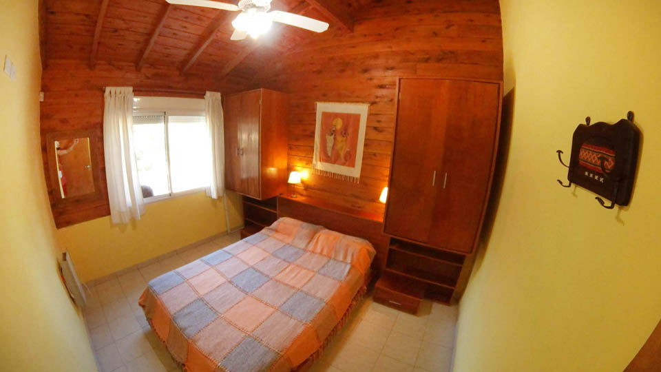 Cabaña 1 - Cabañas Erika :: Villa Gesell