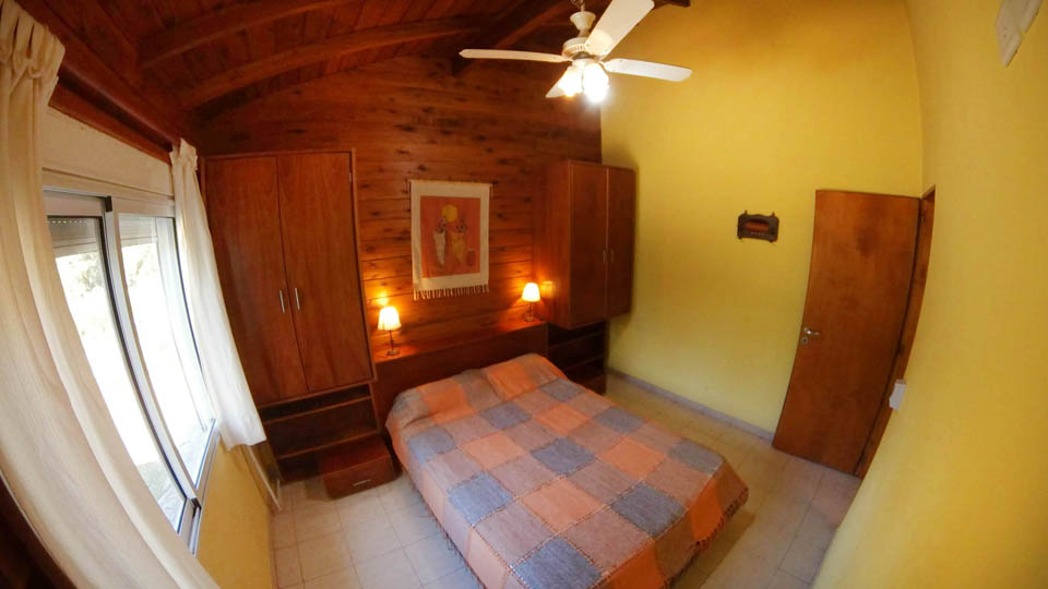 Cabaña 1 - Cabañas Erika :: Villa Gesell
